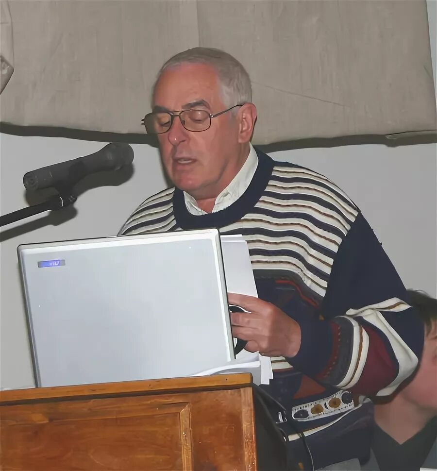 картинки на рабочий стол лев. гордые львы. громче всех лают дворняжки молчаливость и выдержка признак породы. молчание признак породы. лев ноль.