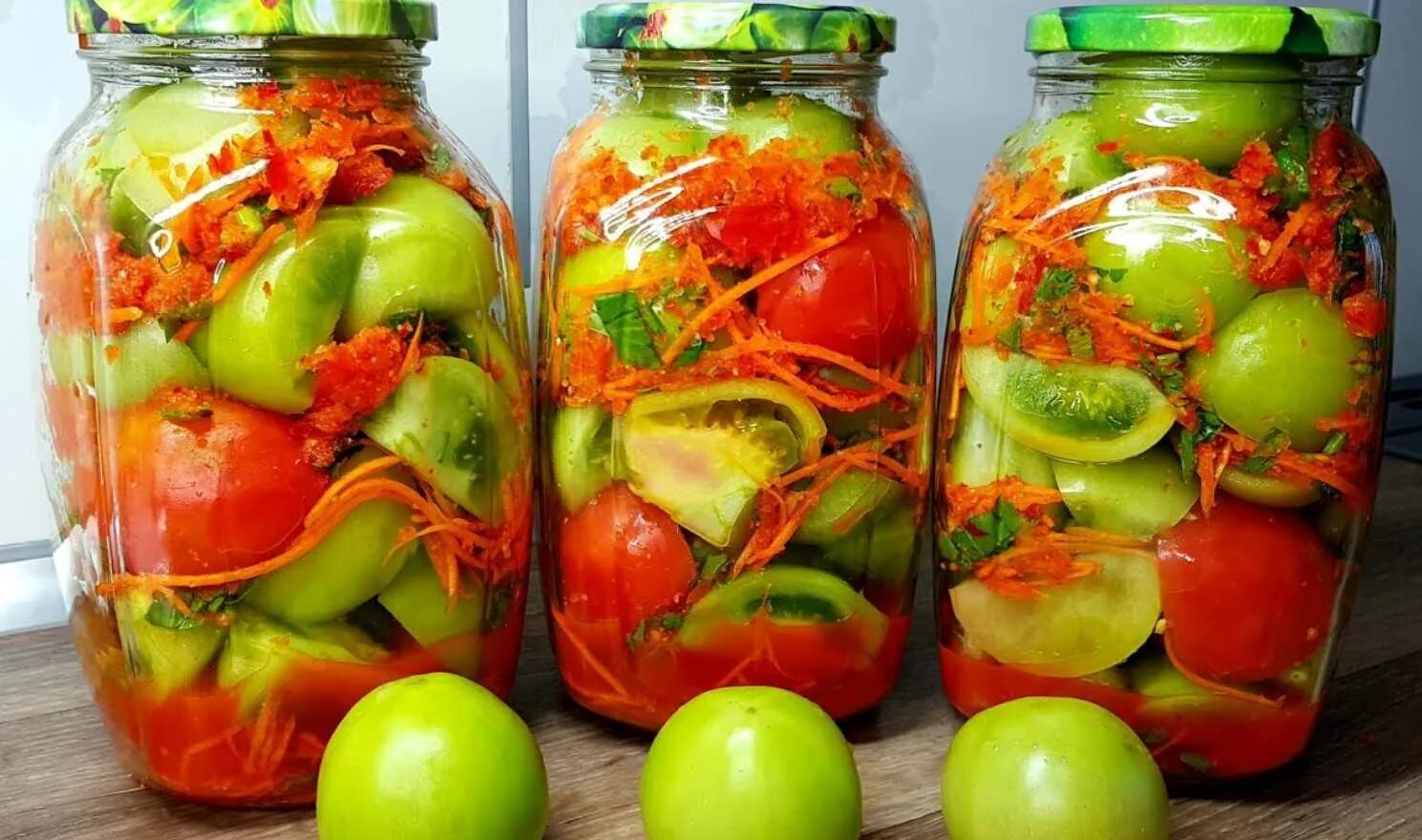 Консервирование на зиму очень вкусные. Pomidori marinad. помидоры на зиму. консервированные помидоры. консервация помидор.
