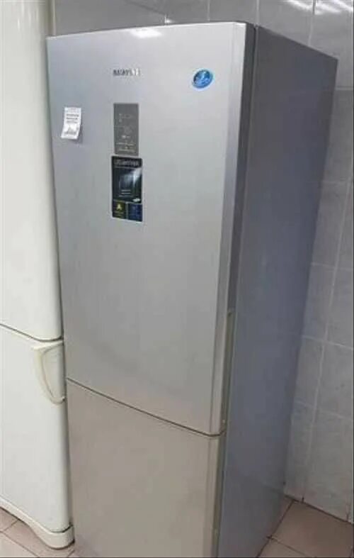 Robot rl34. Холодильник самсунг rl34ects. Samsung rl34ects1/BWT. Samsung RL-34 ECTS. Холодильник самсунг rl34elcts.