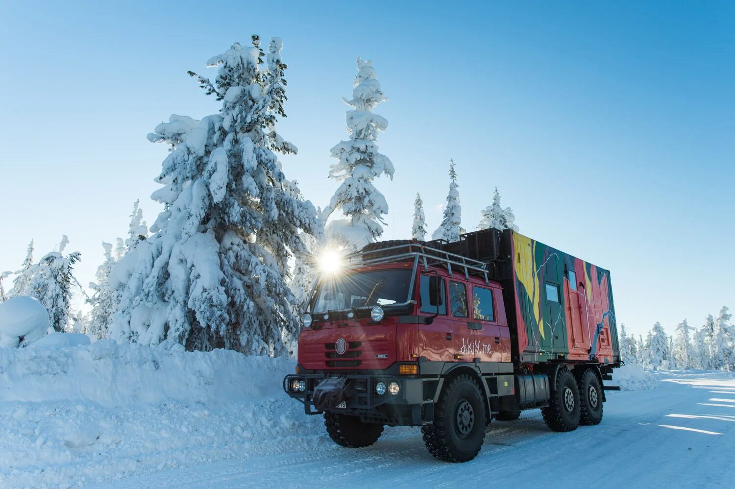 короли бездорожья грузовые 2018г. трэкол на чукотке. трэкол на байкале. вездеходы севера на бездорожье зимники. воины бездорожья крайний север.
