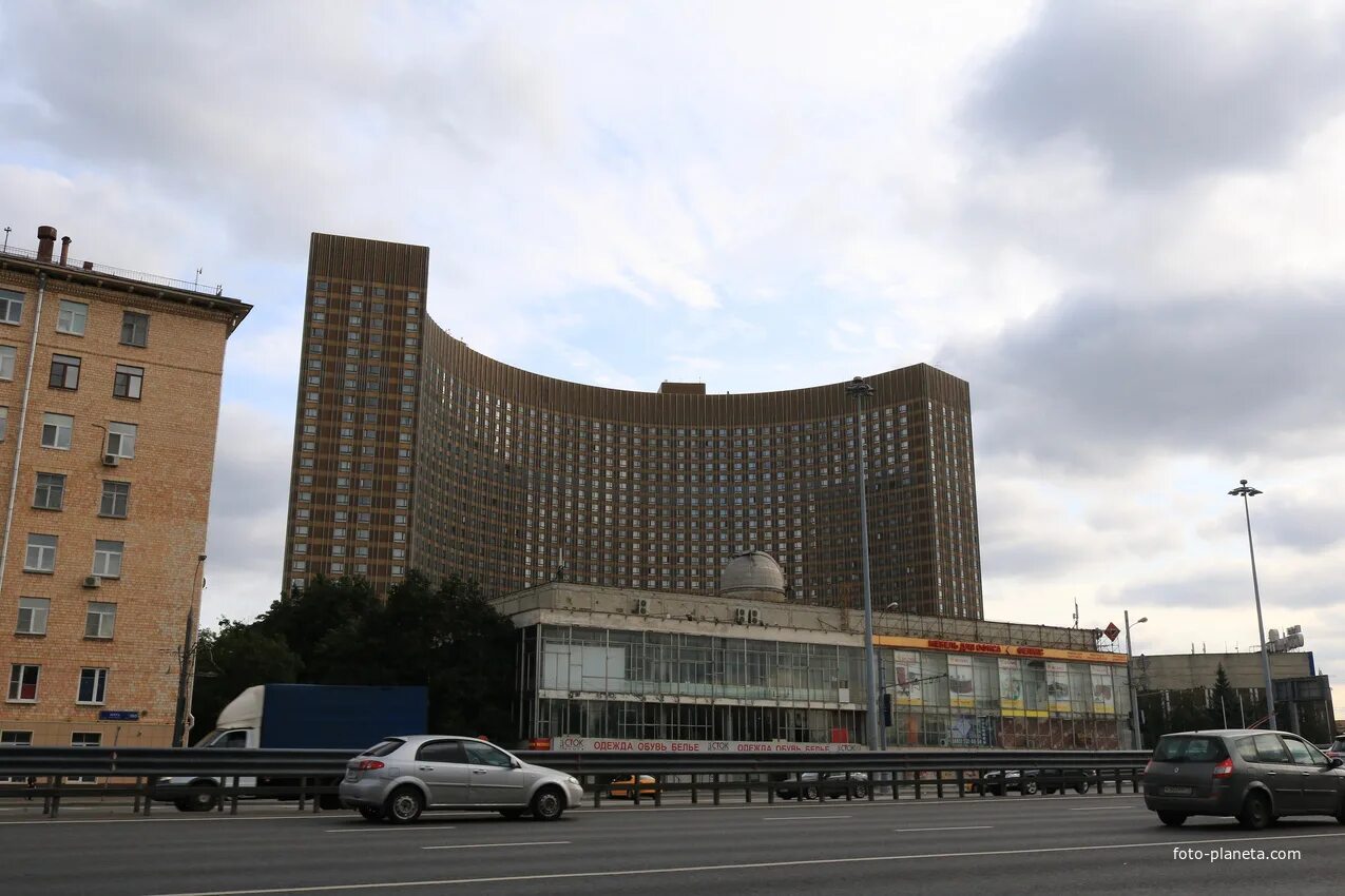 Гостиница космос москва ночной дозор. Гостиница космос москва гомера. Космос новосибирск гостиница. Гостиница космос санкт петербург площадь победы. Дневной дозор гостиница космос.