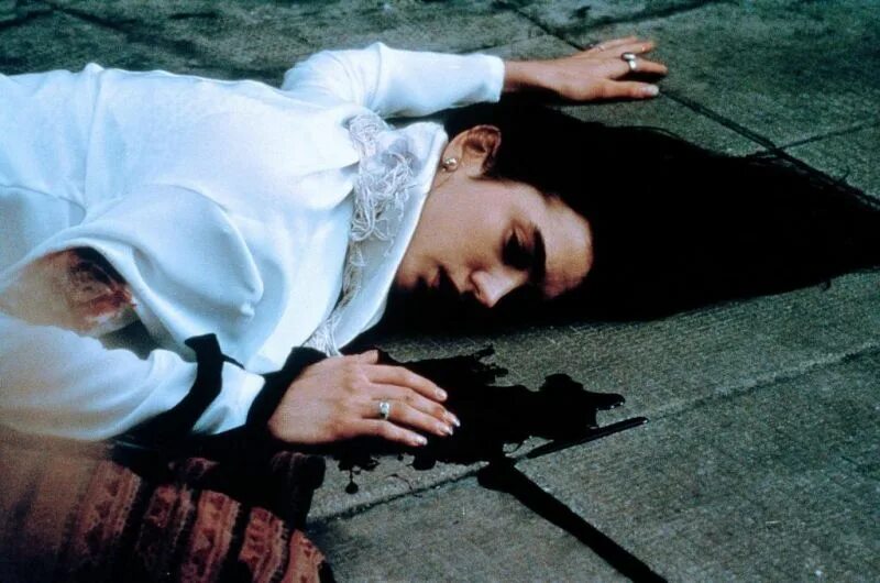 Любовь и мрак фильм 1994. Любовь и мрак фильм 1994. Любовь и мрак (1994) коннелли. Любовь и мрак. Любовь и мрак (1994) коннелли.