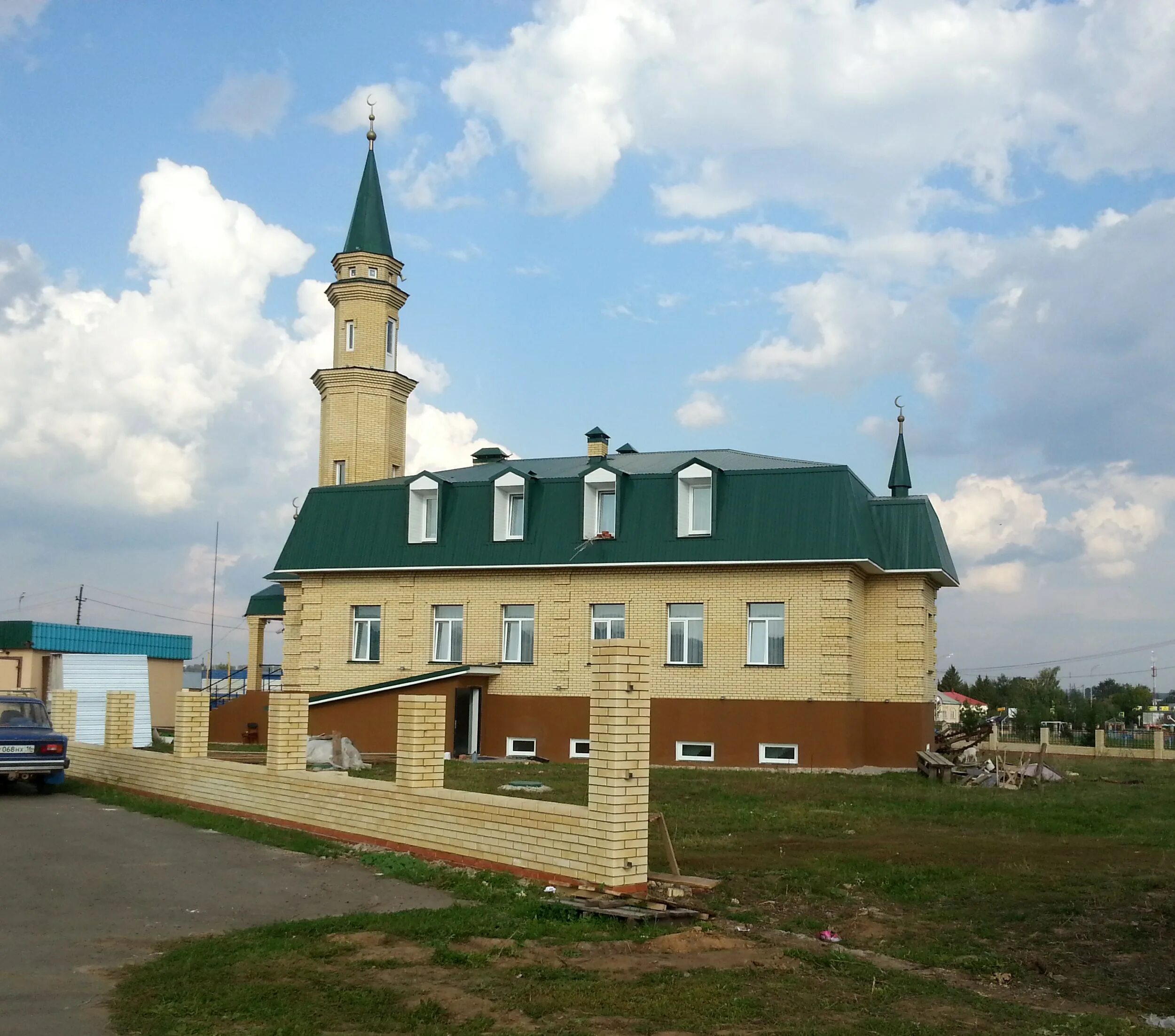 Село кушнаренково кушнаренковского района. Село кушнаренково. Доставка цветов бугульма. Парк село языково благоварский район. Кушнаренково цветы.