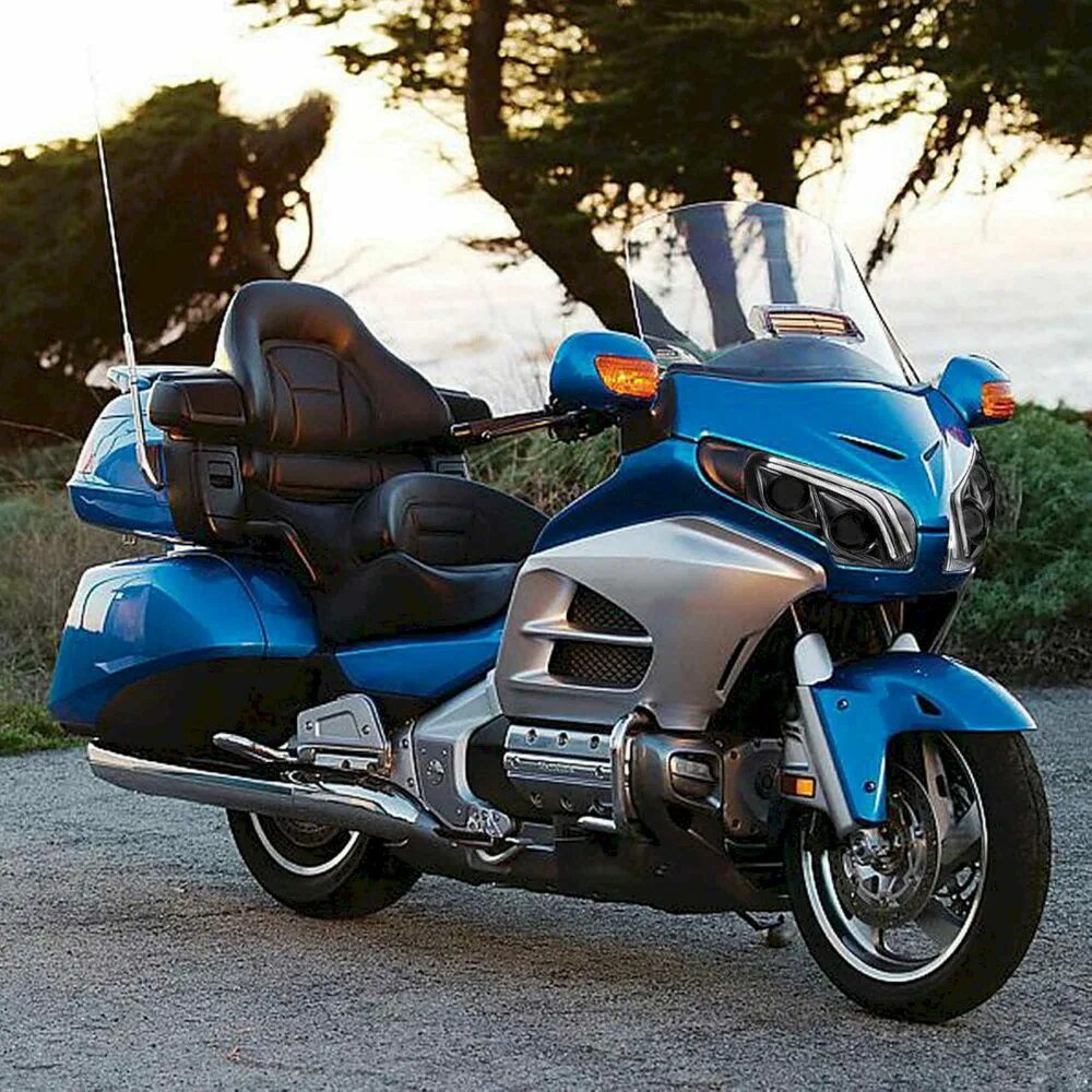 Honda Gold Wing 1600. Honda Gold Wing. Хонда Голд Винг 2012. Мотоцикл Honda Голд Винг. Мотоцикл honda gold wing