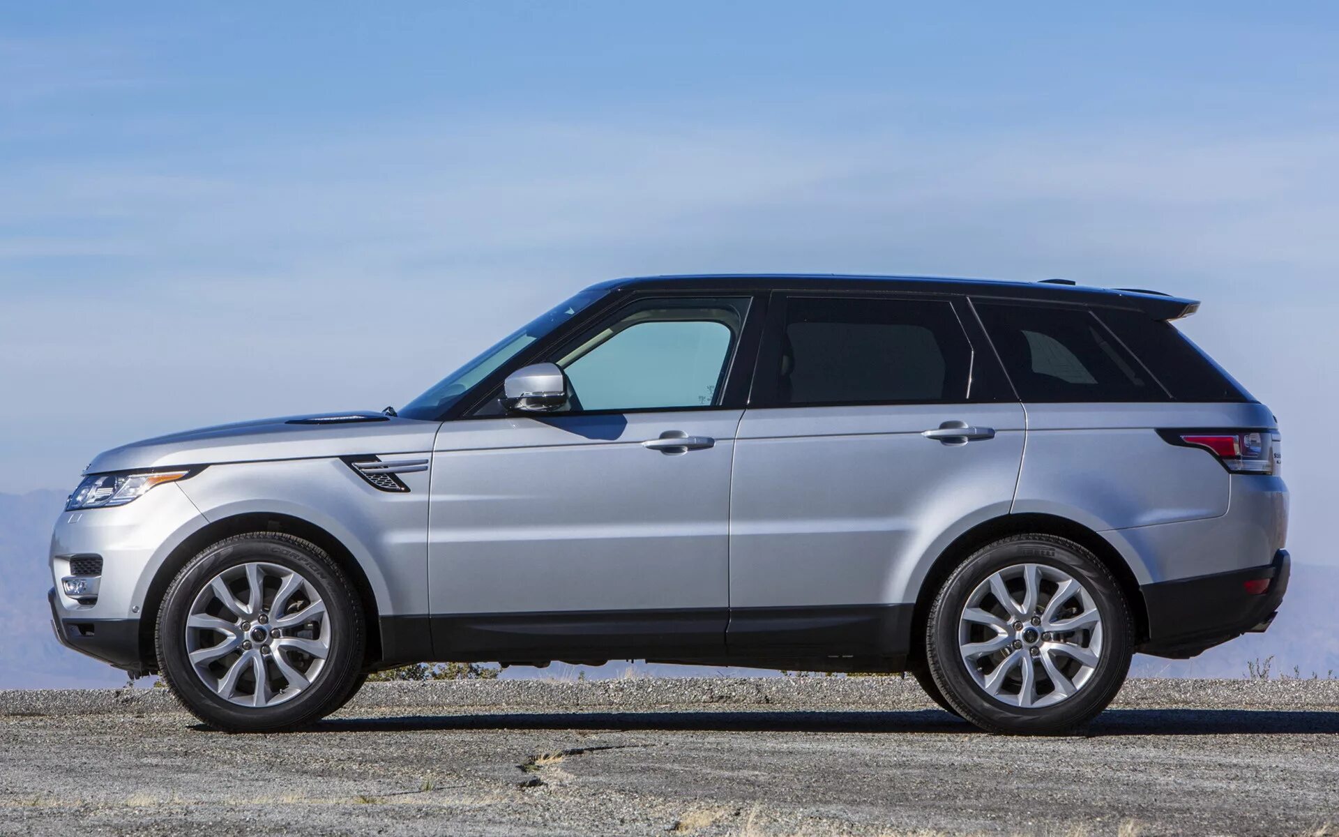 Ленд ровер форест ровер. Ровер 2014. Ровер 2014. Рендж ровер спорт 2014. Land rover range rover sport 2014.