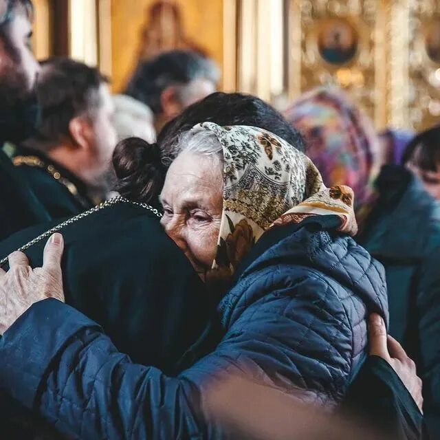 Прощеное воскресенье чин прощения. Чин прощения в прощенное воскресенье в храме. Что такое чин прощения в прощенное воскресенье в церкви.