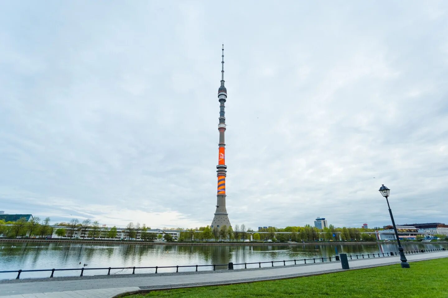 День останкино. Останкинская телебашня. Хэйхэ телебашня. 5 Ноября день Останкинской телебашни. День рождения Останкинской телебашни.