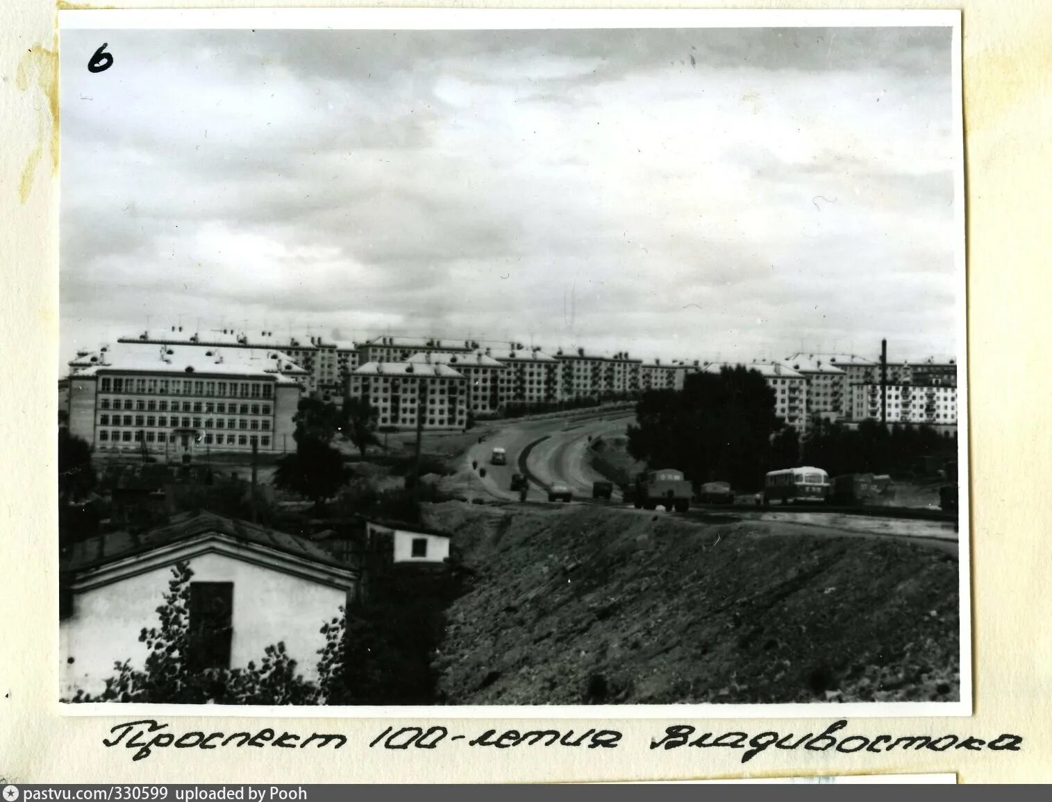 Проспект столетия Владивостока 50. Проспект 100 летия Владивостока школа 38. Школа 25 старый Владивосток. Старые школы Владивостока