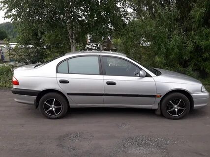 Тойота авенсис 2001 г