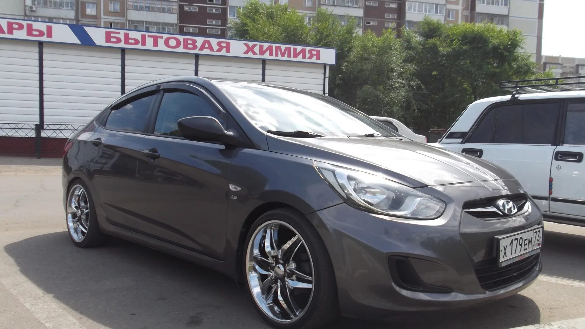 Лучшие диски на солярис. Hyundai solaris r18. hyundai solaris r19. hyundai solaris 2011 r16. диски на солярис r18.