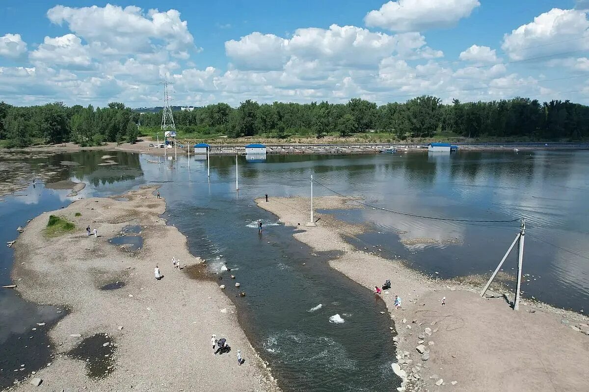 Вода енисейск. Вода енисейск. Наводнение в енисейске 1937. Александровский шлюз красноярский край. Вода енисейск.