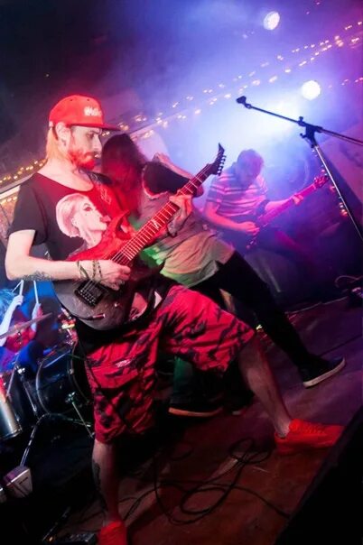 Группа из харькова рок. Osee фото. Группа кофе. John группа. John doe исполнитель.