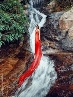 Алая вода песня