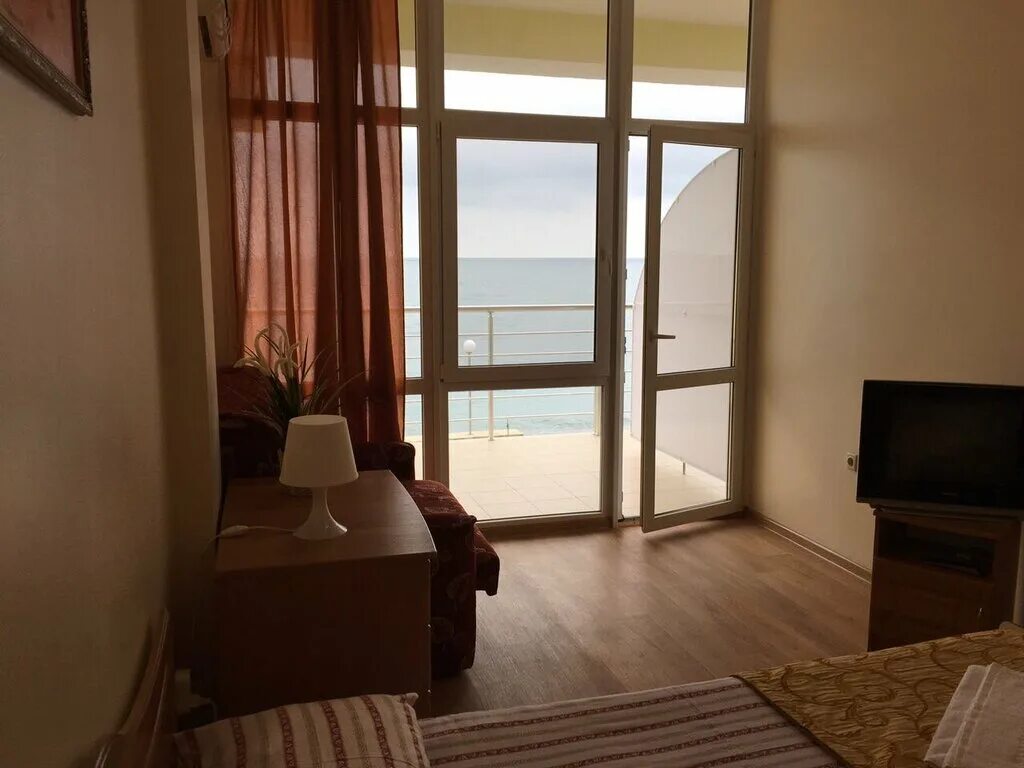 отель берег адлер. гостевой дом морской берег адлер. отель морской берег. рыбачье отель ловец. рыбачье гостиница морской берег.