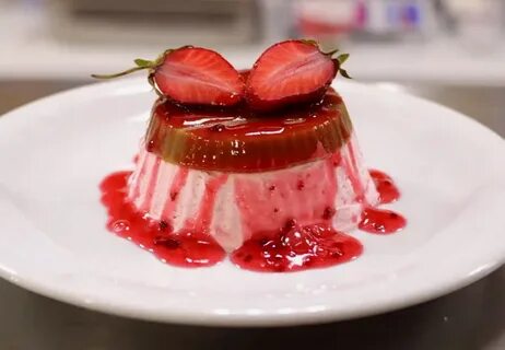Десерт из клубники