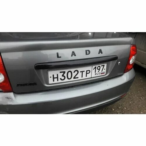 Приора шильдик на багажник - КарЛайн.ру