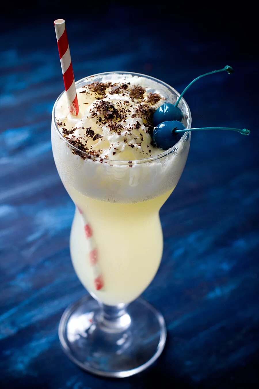 газированное мороженое. газированное мороженое. марожное милк айк крем. газировка с мороженым. газированное мороженое.