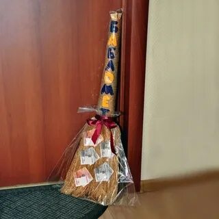 Дарить деньги на новоселье