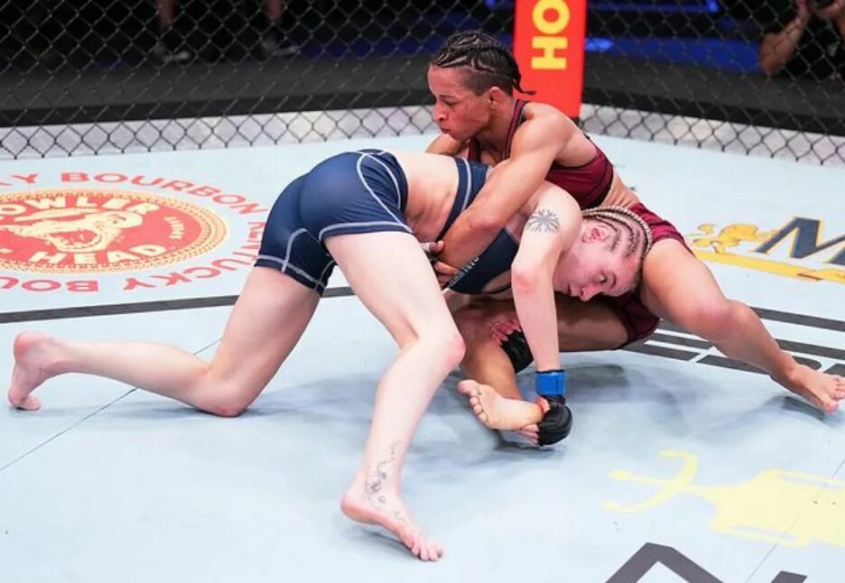 Дудаков бой. Виктория дудакова ufc. виктория дудакова мма. девушка боец.