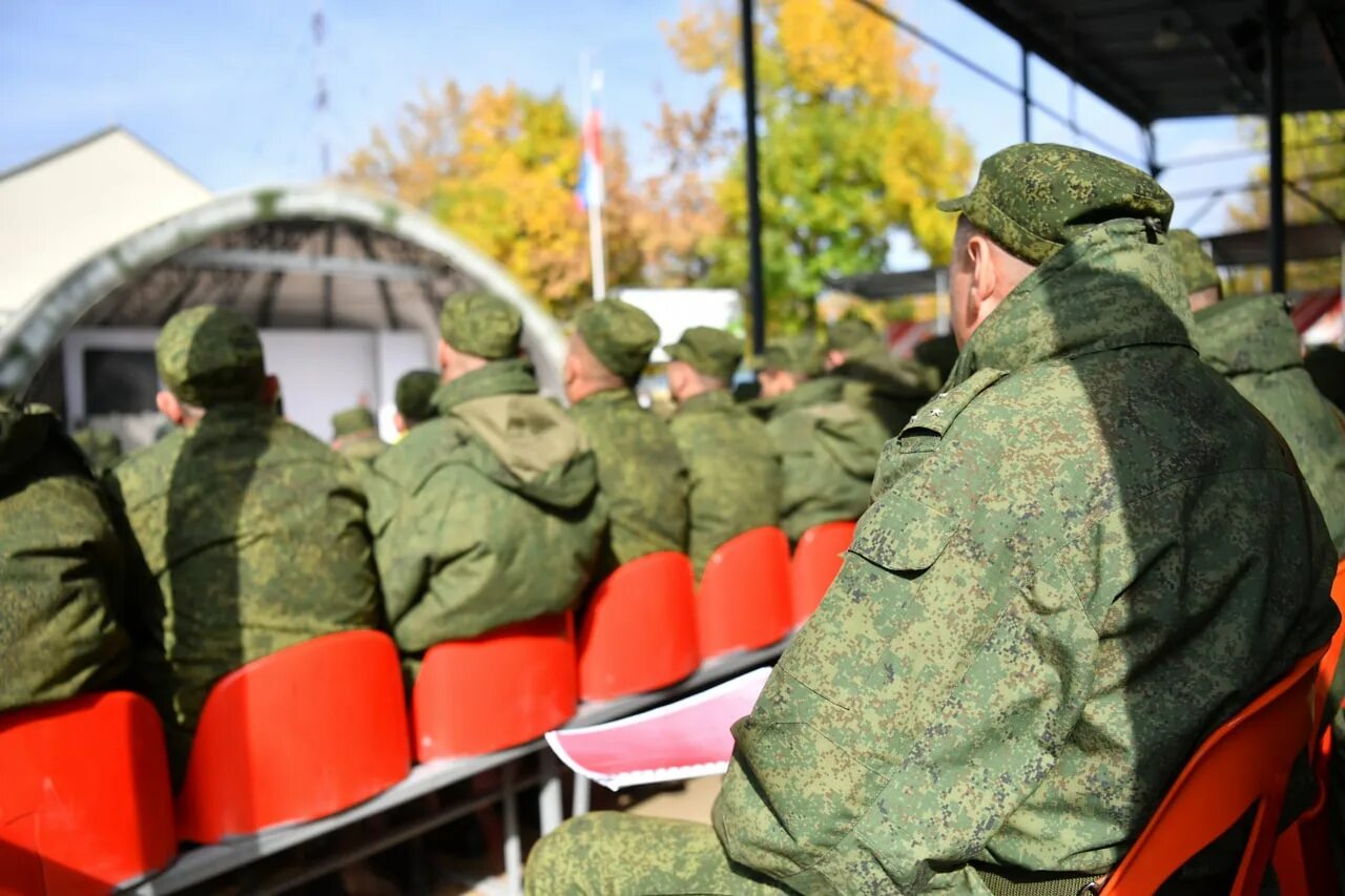 Мобилизованные военнослужащие. Мобилизационный пункт. Мобилизация в России. Призывники 2022. Вновь мобилизованные