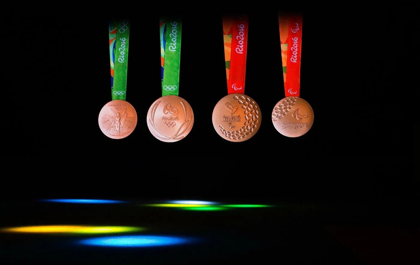 Олимпийские медали. Золотая Олимпийская медаль. Олимпийские медали из чего. Медали Сочи 2014. Сколько золота в медали