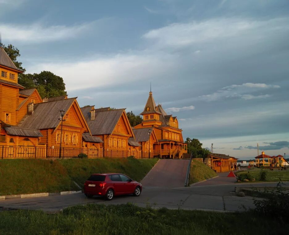 Чем известен городец нижегородской области. Городец Нижегородская. Город Городец Нижегородской области фото. Город Городец Нижегородской области достопримечательности. Городец Нижегородская область достопримечательности.