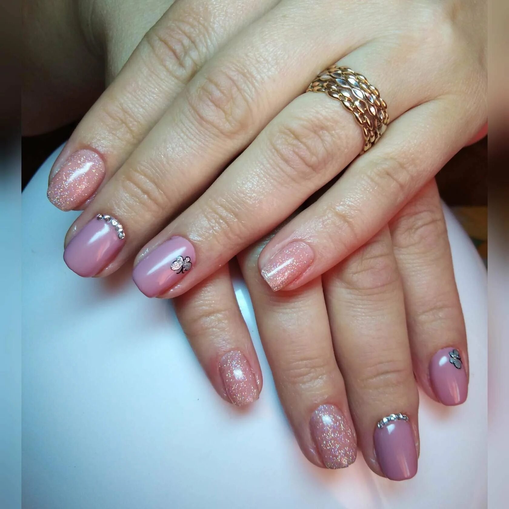 Толстое покрытие гель. Покрытие биогелем натуральных ногтей. Наращивание и покрытие гель лаком. Укрепление ногтей. Укрепление ногтей гелем покрытие гель лаком.