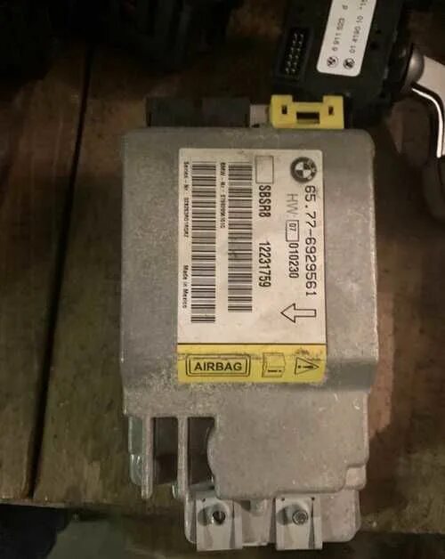 Bmw e65 блок. Бмв е65 блок svt. Блоки е 65. Блоки е 65. Разъемы блока управления двигателем е60.