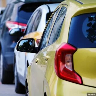 Покупать автомобиль или подождать