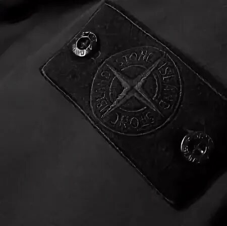 Черный stone island