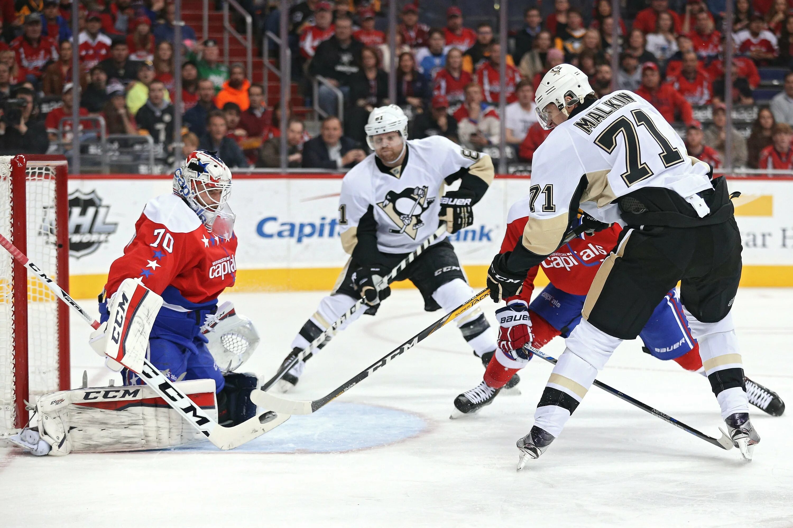 Хоккей nhl. Хоккей нхл. Что такое нхл в хоккее. Что такое нхл в хоккее. Кэпиталз команда хоккей.