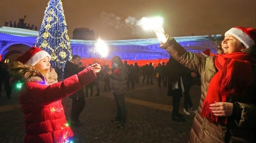 Праздник отменили рисунки фото. Russian New year. В России предложили сделать 31 декабря праздничным днем. Замена дней праздничных. 31 выходной в россии