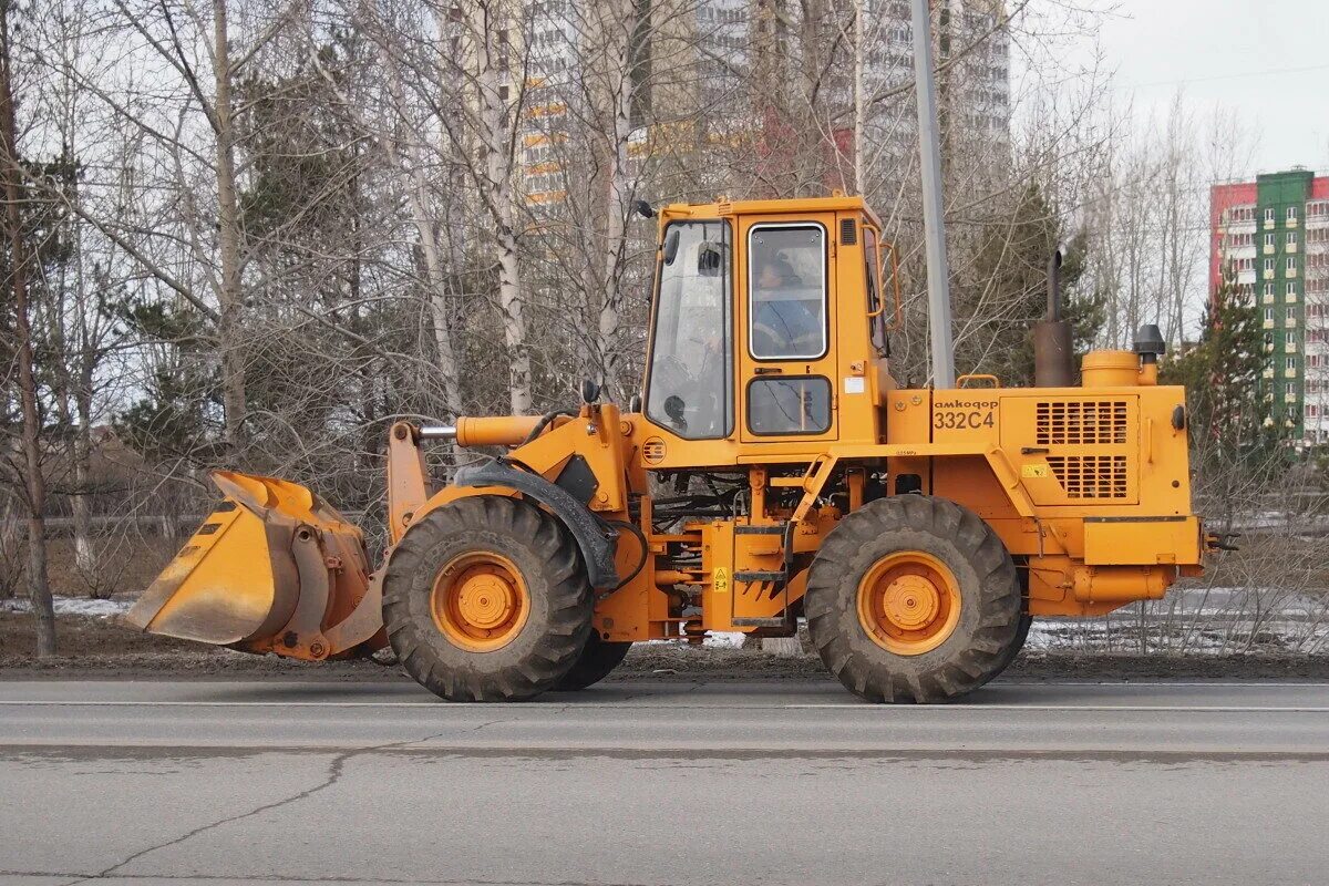 Куплю фронтальный погрузчик амкодор б у. Амкодор 332с4. Погрузчик Амкодор 342с4. Амкодор 332с4-01. Погрузчик Амкодор 332с4-01.