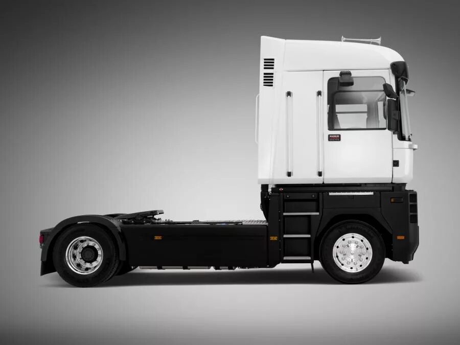 Фура рено магнум. Фура рено магнум. Renault magnum 2013. Renault truck magnum. Renault truck magnum.
