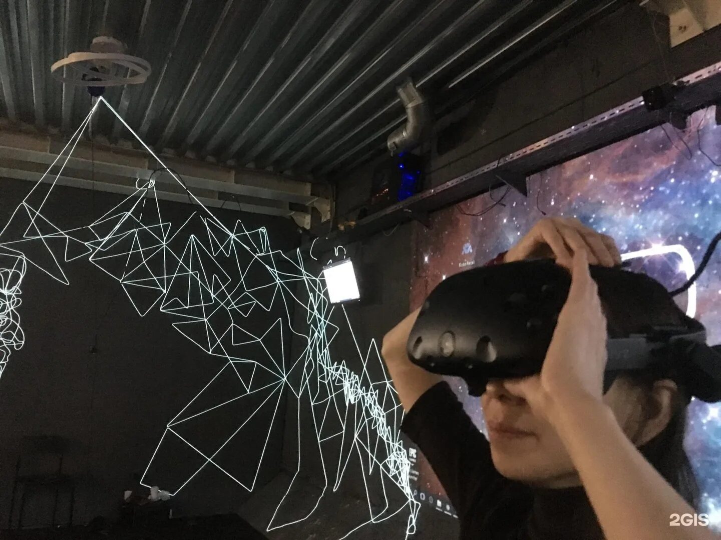 Versus reality VR, Новосибирск красный проспект. Виртуальная реальность киоск. Виртуальная реальность Волгоградский проспект. Дополненная реальность мебель.