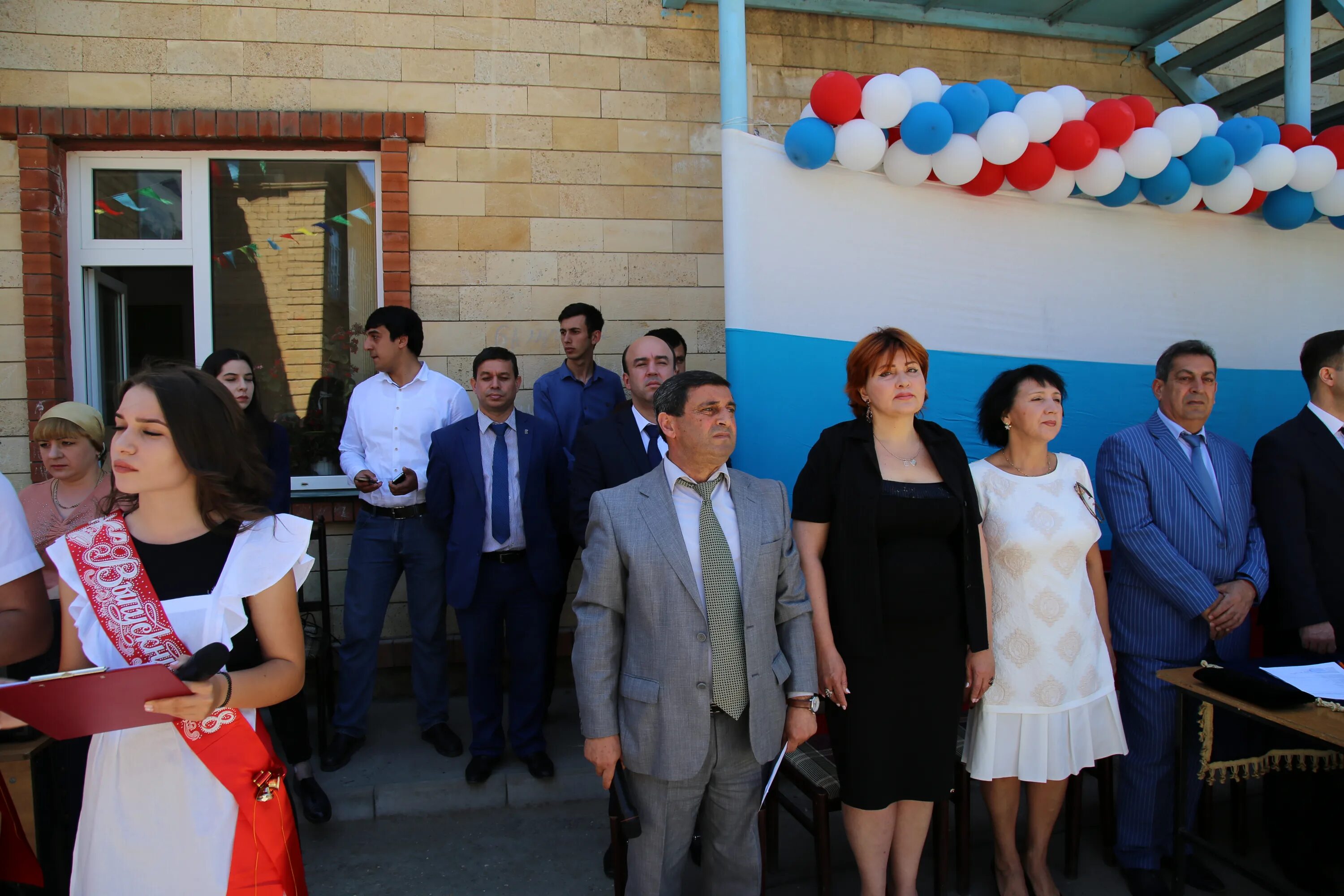 Директор 11 школы дербент. Школа 11 дербент. Ркэип дербент преподаватели. Школа 11 дербент. 1 школа дербент.