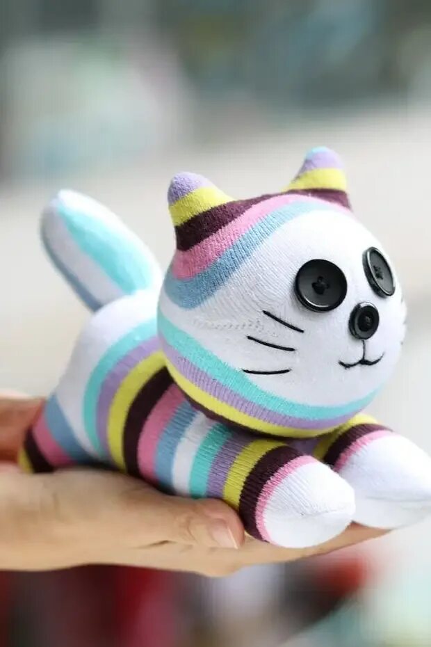Самодельные игрушки. Игрушки из носков. игрушка из носка. мягкая игрушка из носка. мягкие игрушки из носков.