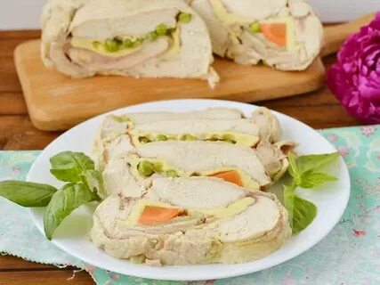 Рулет из тушки курицы