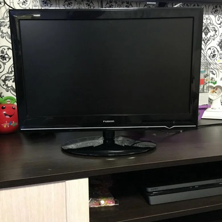 Телевизор самсунг le19c350e1w. Пенза телевизор. Телевизор bbk старые модели. Телевизор рубин 55м10. Телевизоры б/у в пензе.