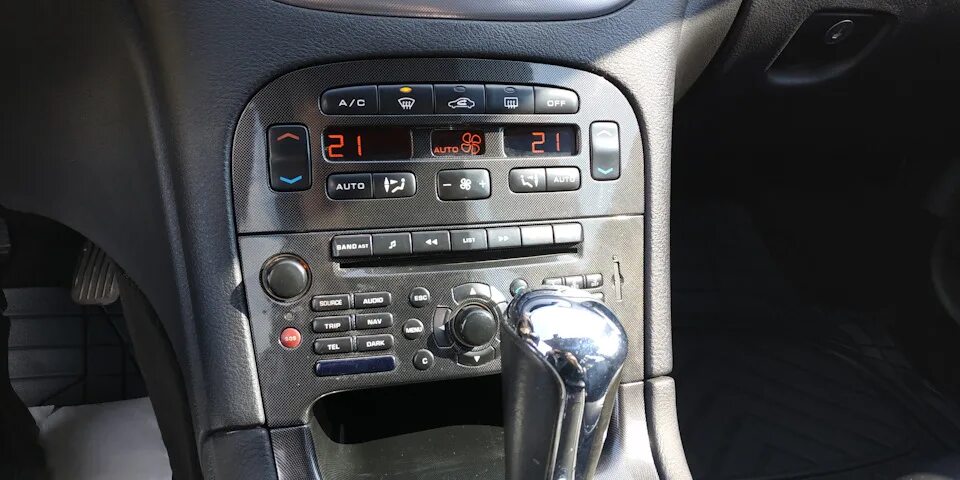 Магнитола пежо 607 2. Пежо 607 3. Peugeot 607 магнитола android. Пежо 607 магнитола. Магнитола пежо 607 с синим дисплеем.