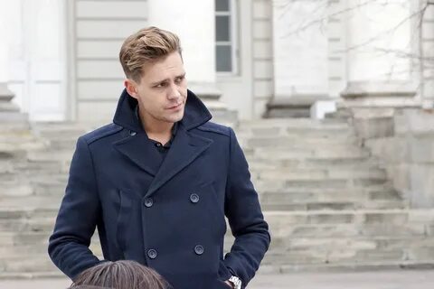 Пальто в реальности