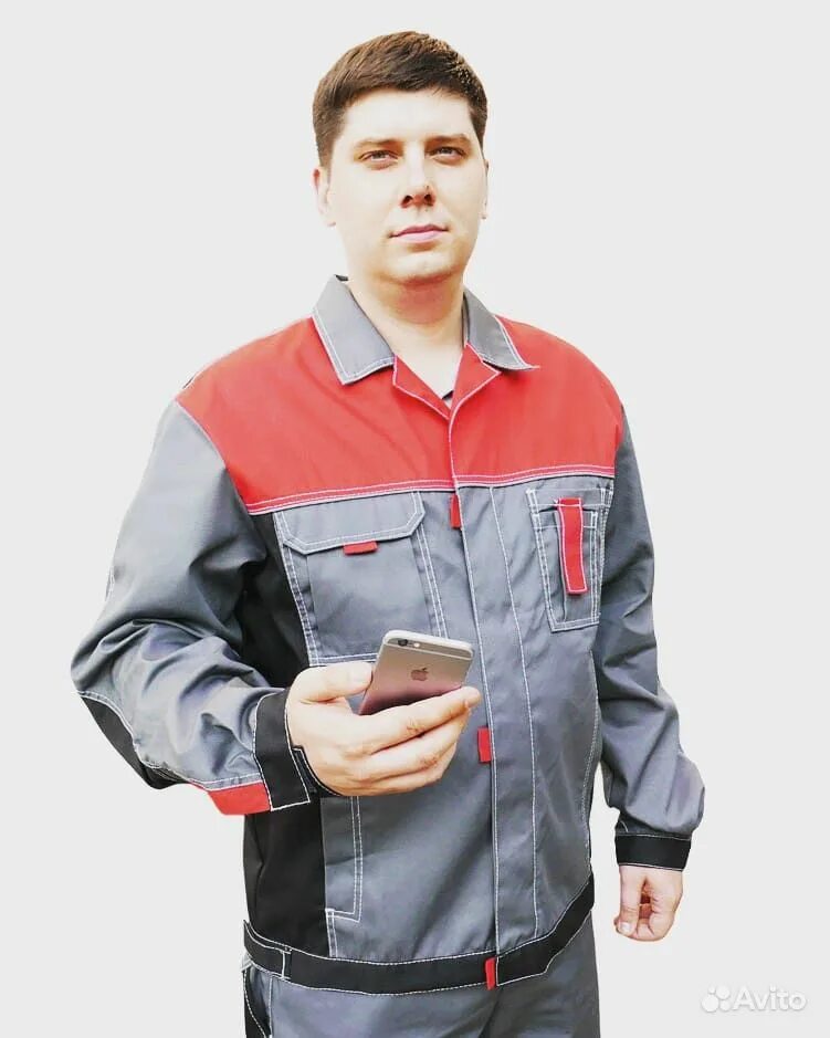 человек в спецодежде. рабочий в спецодежде. костюм эксперт люкс с полукомбинезоном, синий-оранжевый. спецодежда прорабов. куртка прораба.