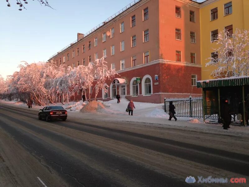 Проспект ленина 22а кировск мурманская область. Кировск мурманская пр ленина. Кировск мурманская область хибиногорская 23. Ленина 19 кировск. Кировск мурманская область проспект ленина 3.