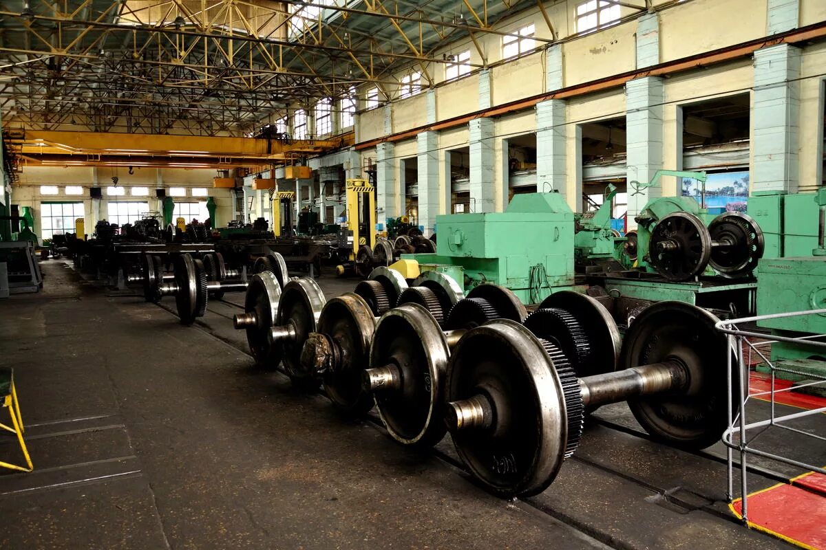 Цеха вагонного депо. Депо горький сортировочный врк-1. Локомотивное депо сосногорск. Мостовой кран в вагона ремонтном депо депо. Вагонное ремонтное депо оренбург.