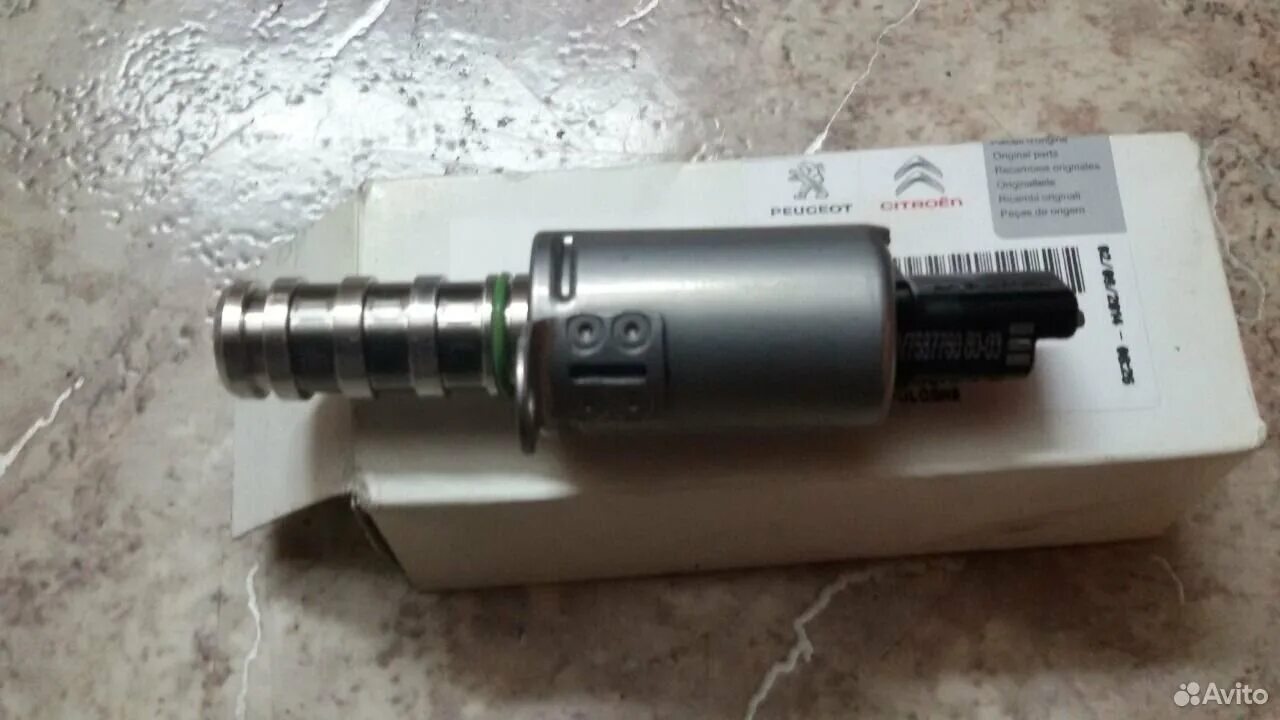 Клапан фаз газораспределения пежо 308. 1628924280 клапан регулировки фаз газораспределения. 1922 r7. Электромагнитный клапан пежо 308. Датчик фаз пежо 308.