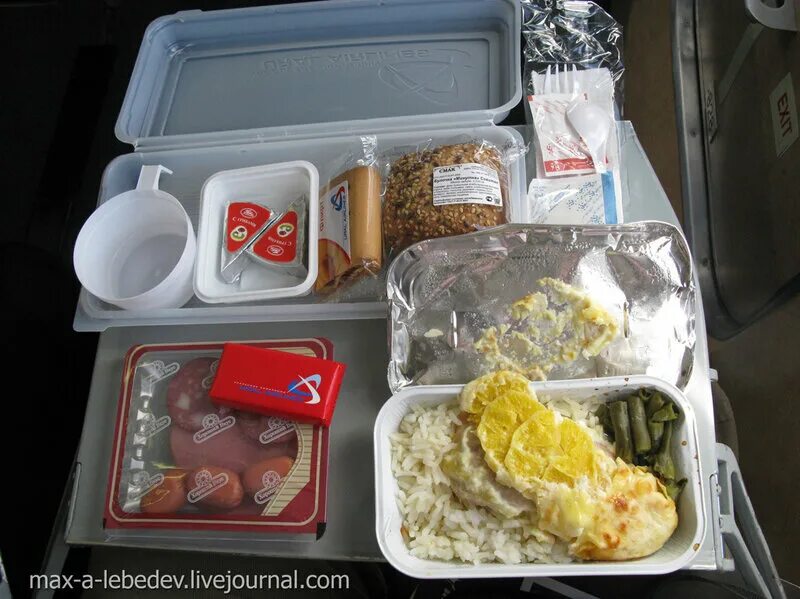 еду мах. макс фуд. завтрак уральские авиалинии. питание уральские авиалинии сэндвич. еду мах.