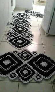 Квадратный коврик связанный крючком