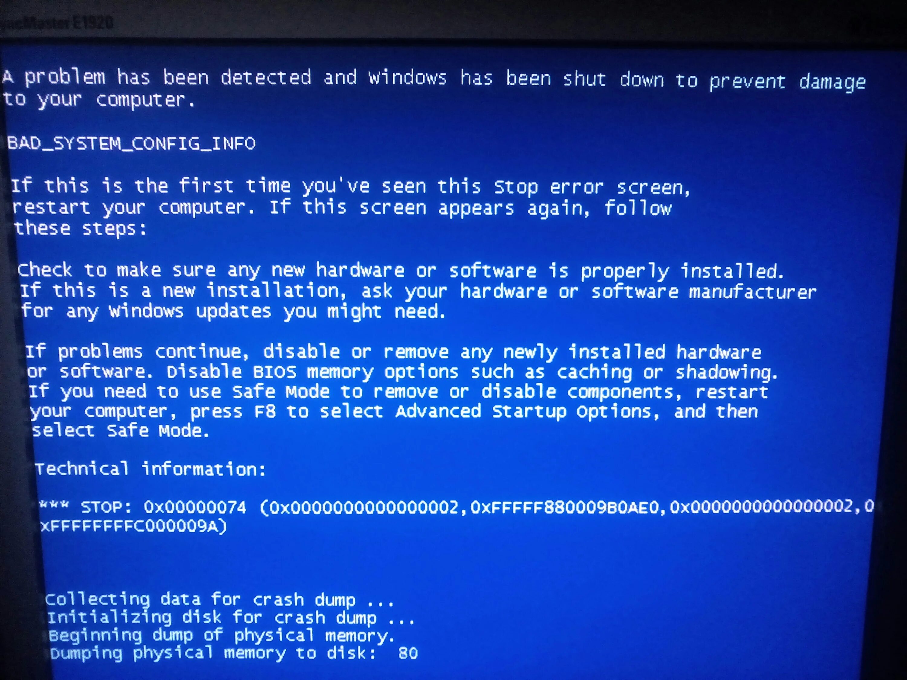 Синий экран краш дамп что это. Компьютер сам перезагружается. A problem has been detected. A problem has been detected and Windows.