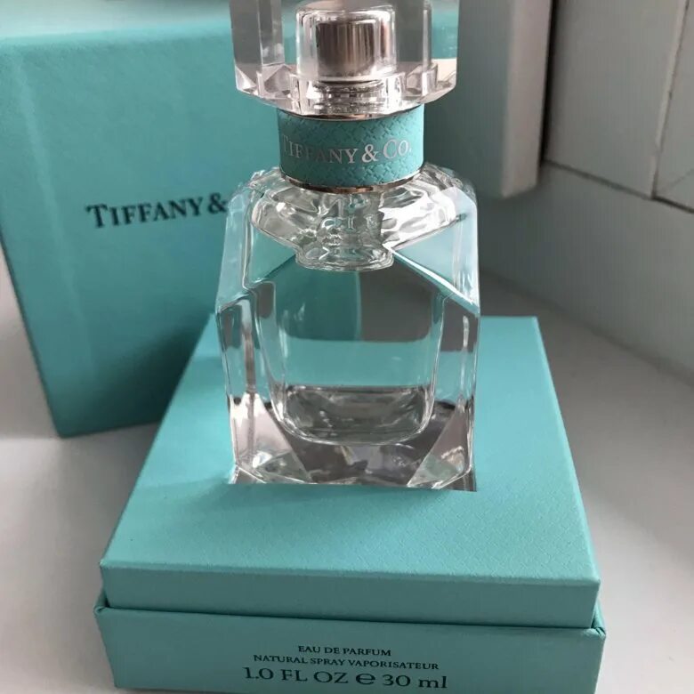 Новая тиффани. Тиффани духи. Tiffany co духи 30мл. Тиффани Парфюм для женщин. Тиффани духи классика.