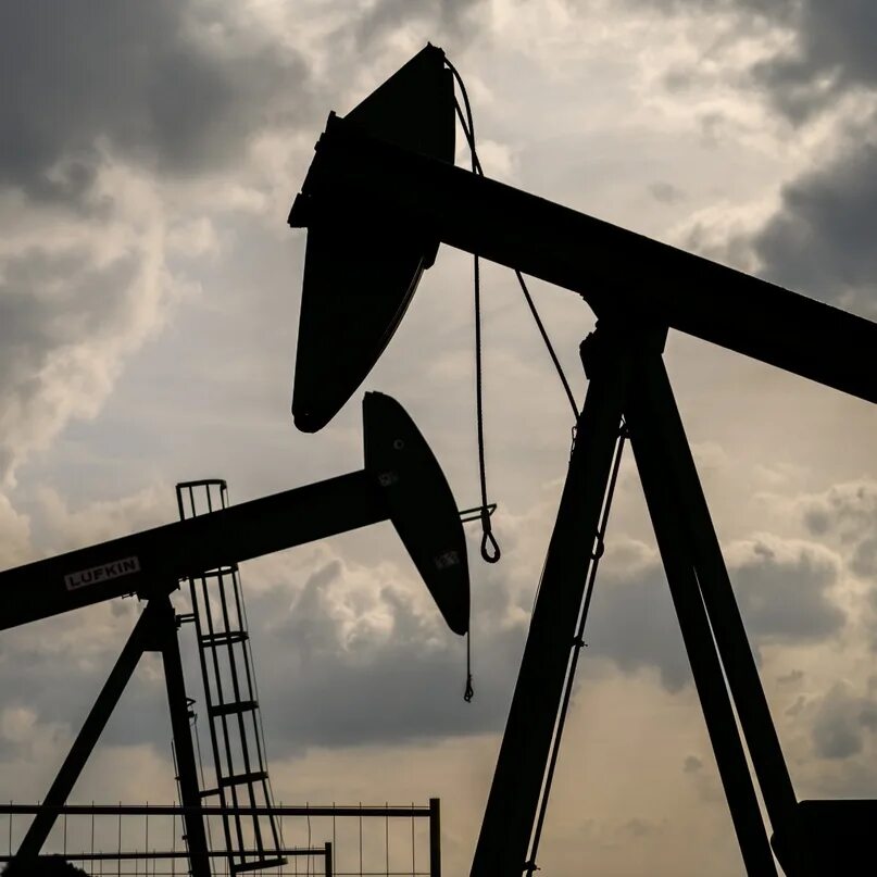 Увеличение добычи. Нефть россии. добыча нефти. уменьшение добычи нефти. добыча нефти в германии.